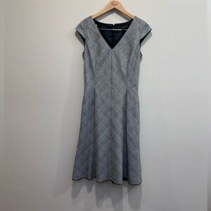 White House Black Market Black and White Checkered Dress, size 6